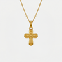 Collier croix arrondie, finition dorée
